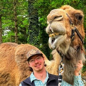 Meet your Posher, Kenneth